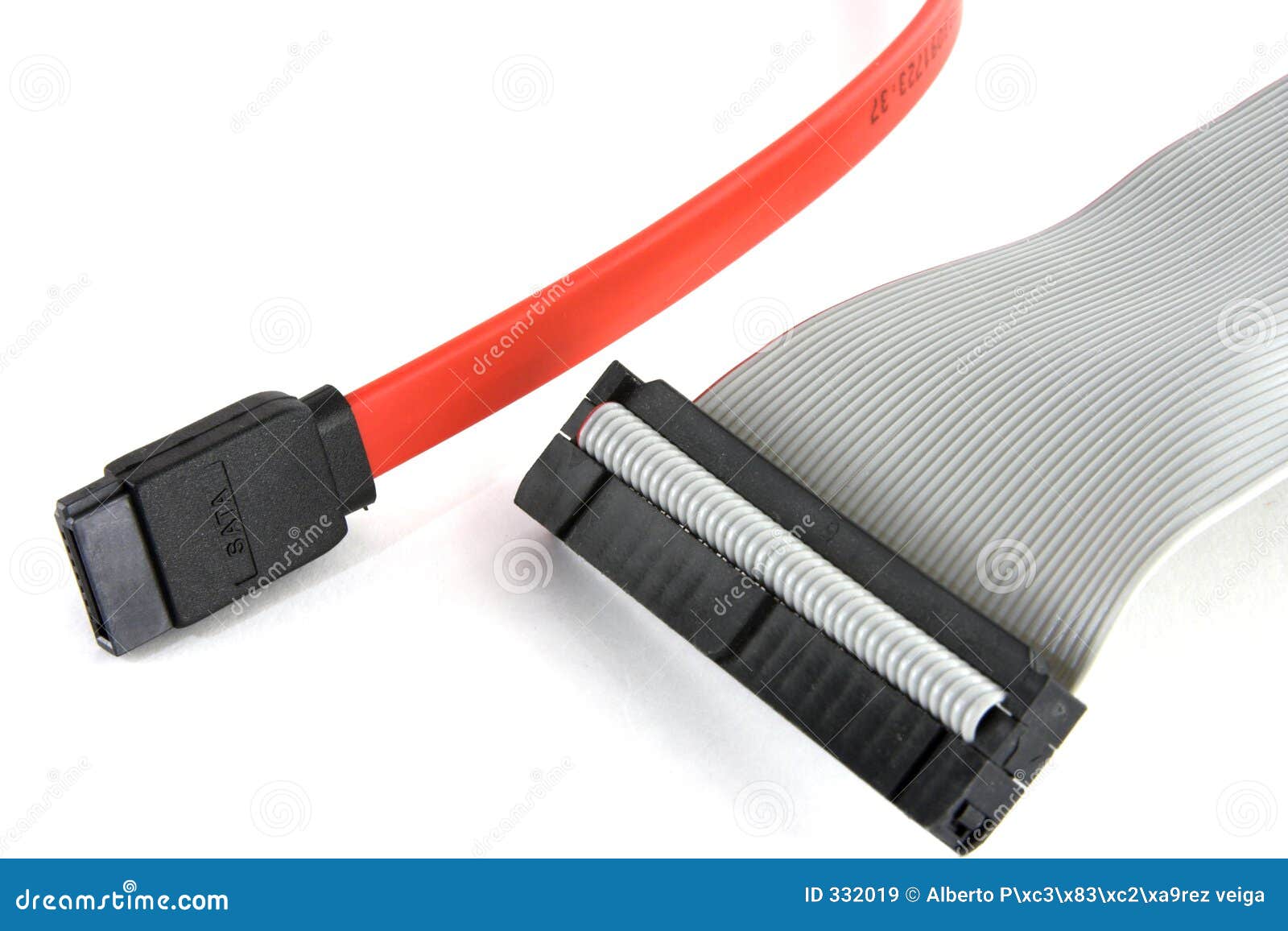 sata-ide-cables-332019.jpg